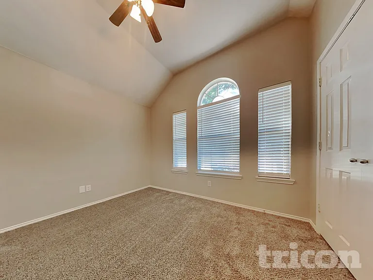 2021 Fair Crest Trl — Photo 11