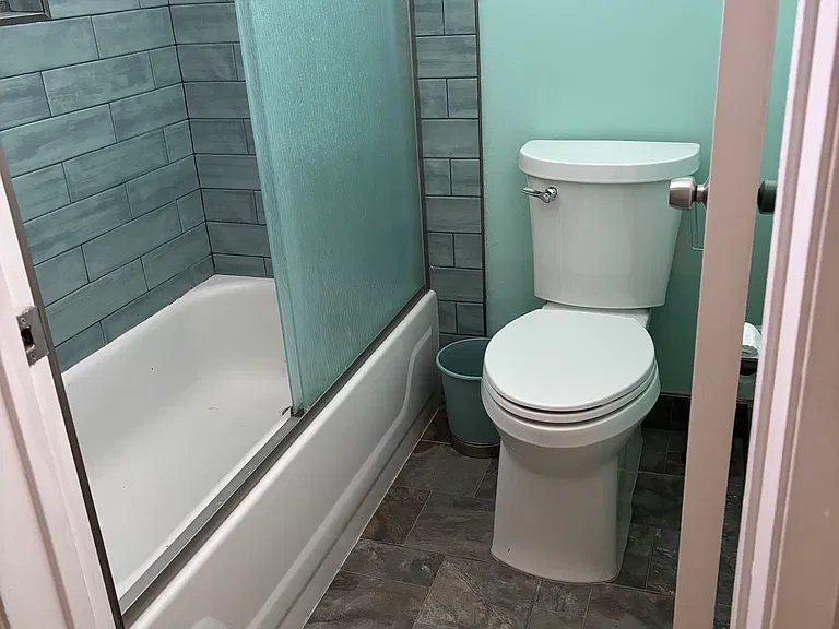 555 S La Veta Park Cir #238 — Photo 4
