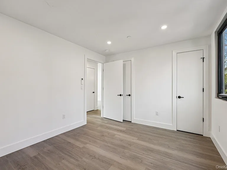325 Manville #102 — Photo 22