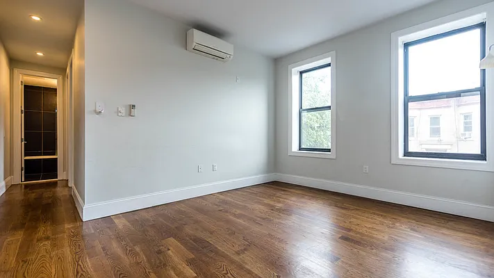 Rented by Nooklyn NYC LLC | media 2