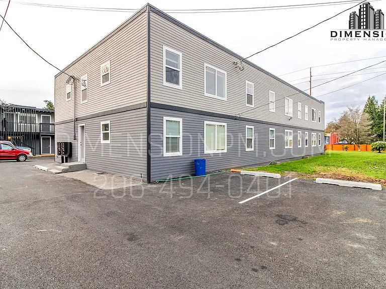 5401 Pacific Apartments — Photo 6