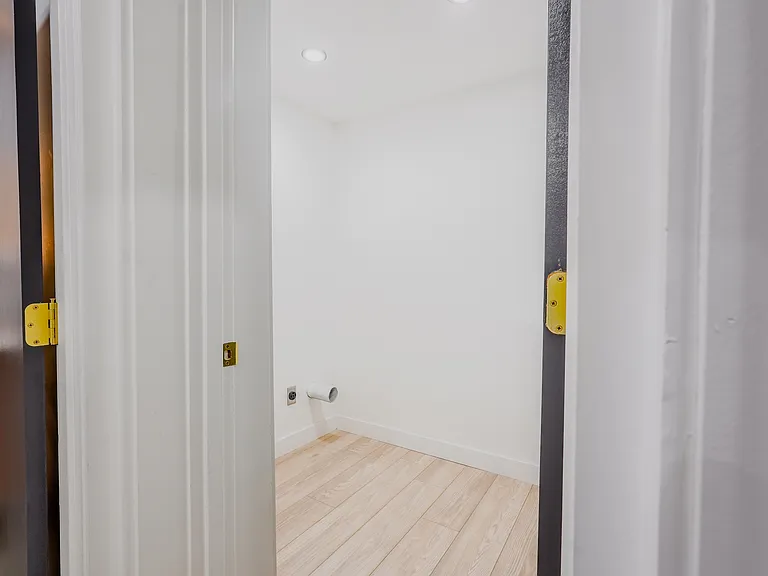 410 Ann Ave #2 — Photo 7