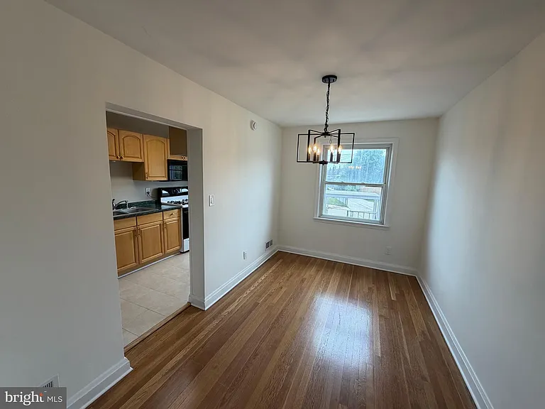 647 Dunwich Way — Photo 5