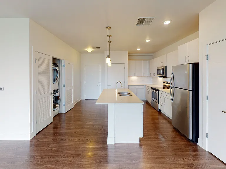 The Whit Apartments — Photo 100