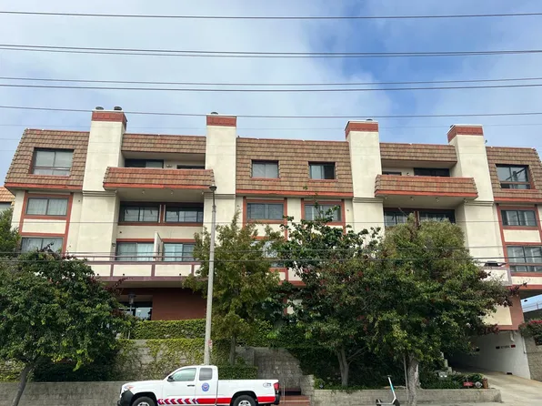 8828 Pershing Dr APT 320, Playa Del Rey, CA 90293