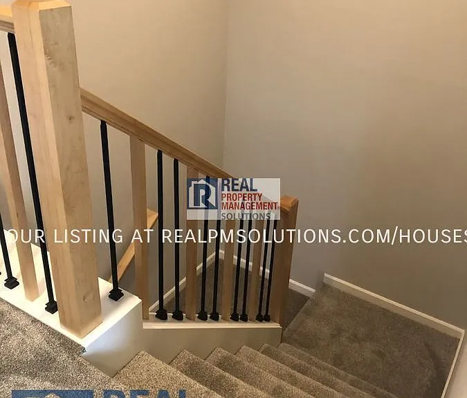 933 SE Clatsop St — Photo 10