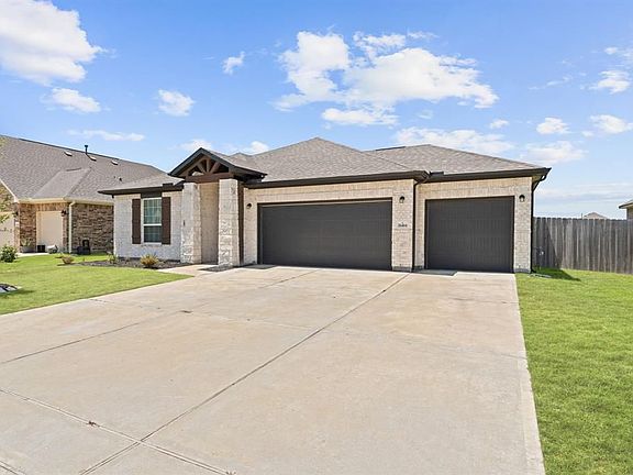 2nd image of 31414 Sandpiper Creek Dr