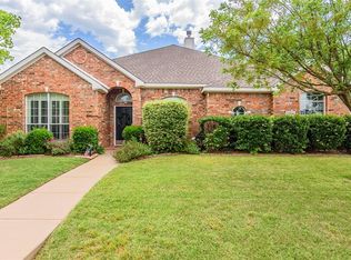 5218 Charisma Dr, Midlothian, TX 76065