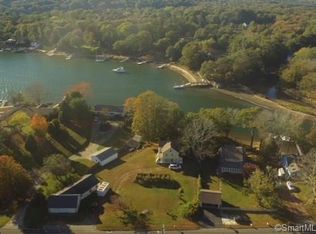 224 Niantic River Rd, Waterford, CT 06385