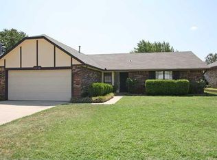 11700 4th St, Yukon, OK 73099