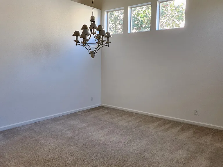 5066 Mertola Dr — Photo 5