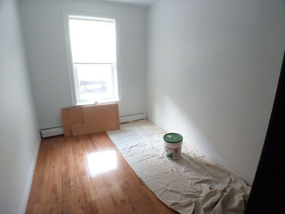 1st image of 9406 4th Ave #2R