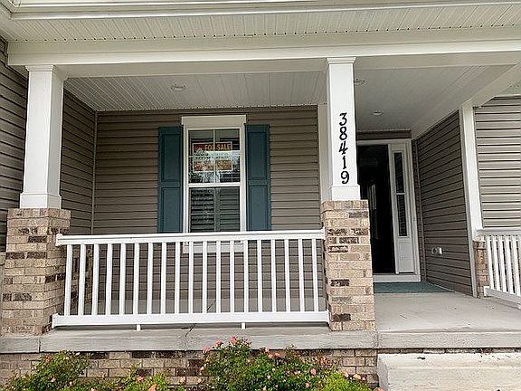 5th image of 38419 Carroll Dr