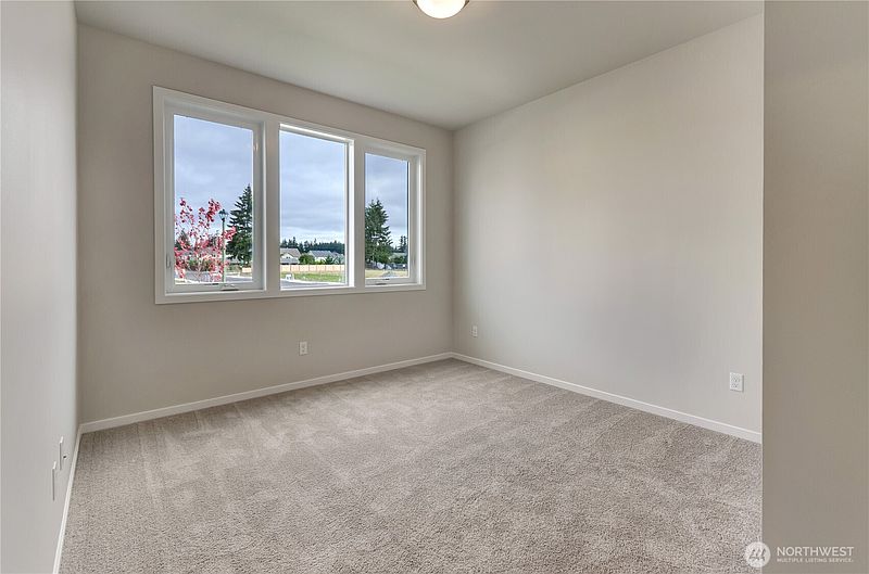 5th image of 18306 37th Avenue Ct E