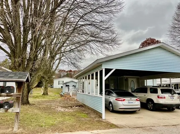 176 Cherry Ct, Muskegon, MI 49445