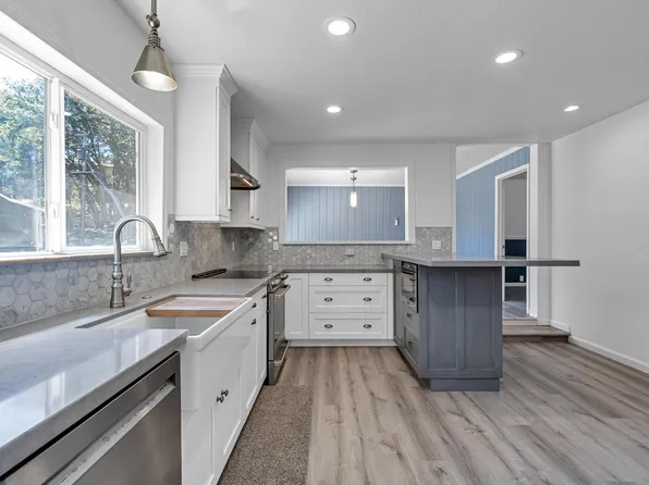 24898 Long St, Fall River Mills, CA 96028