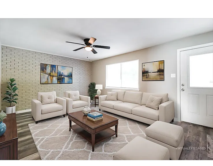 523 E Main St #5 — Photo 1