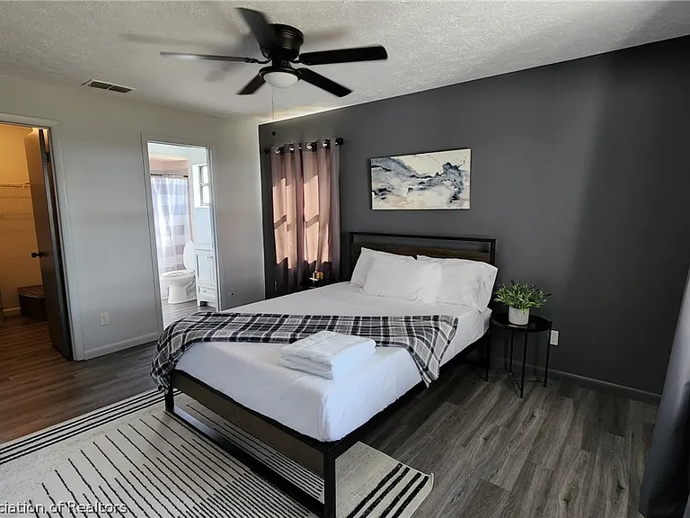 4428 Mercado Dr — Photo 13