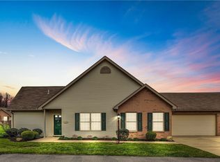 1033 Timberwood Dr, Beaver Falls, PA 15010