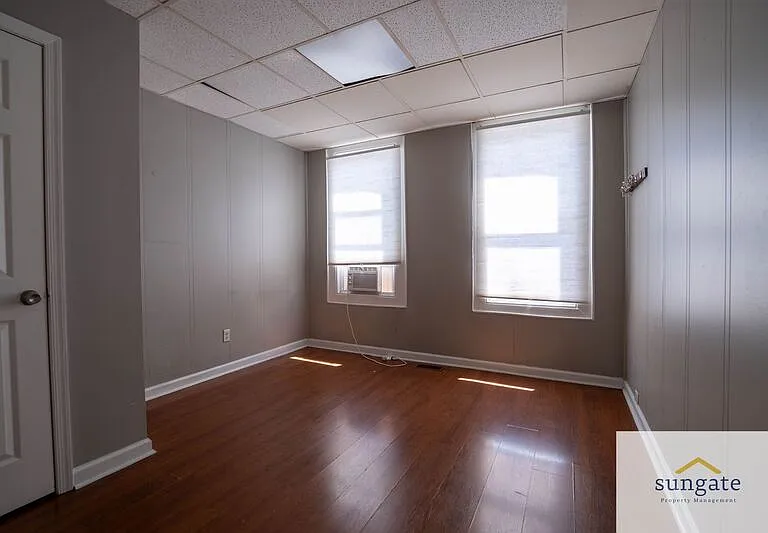 1210A Sargeant St — Photo 11