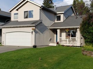 12021 Rolling Meadow Cir, Anchorage, AK 99516