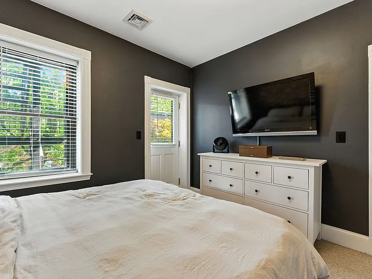 19 Medford St #2 — Photo 15