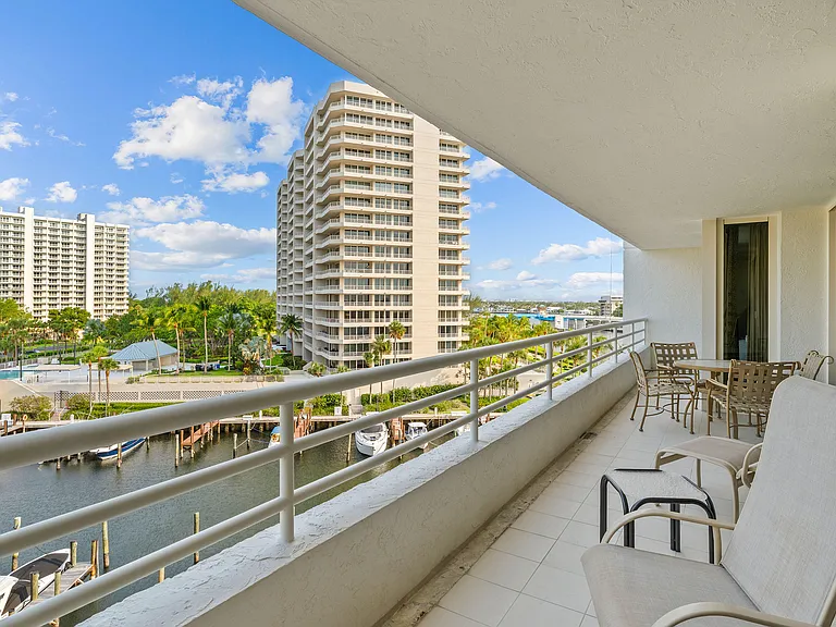 4201 N Ocean Blvd #508 — Photo 3