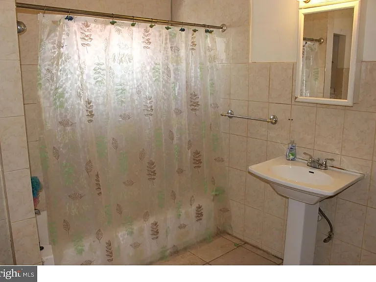 605 Eisenbrown St — Photo 16