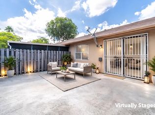 6708 NW 193rd Ter, Hialeah, FL 33015