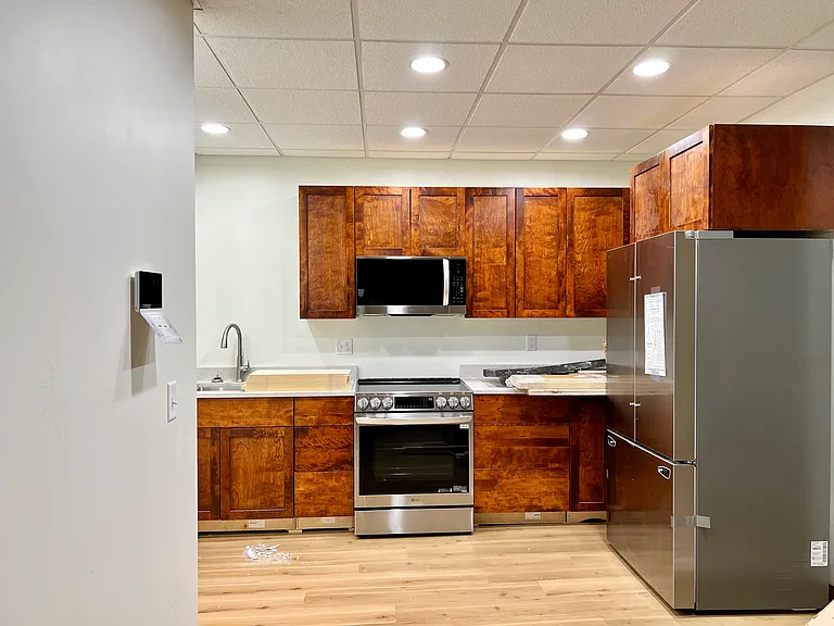 129 S Cedar St #C — Photo 1