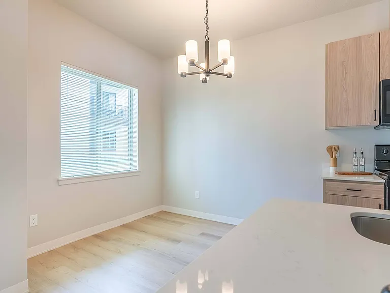 Marcola Apartment Homes — Photo 52