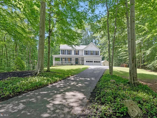 6265 Happy Creek Rd, Manassas, VA 20112