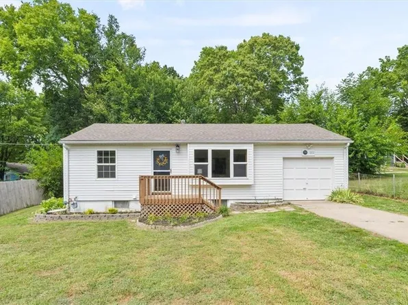 5012 NE 46th Ter, Kansas City, MO 64117