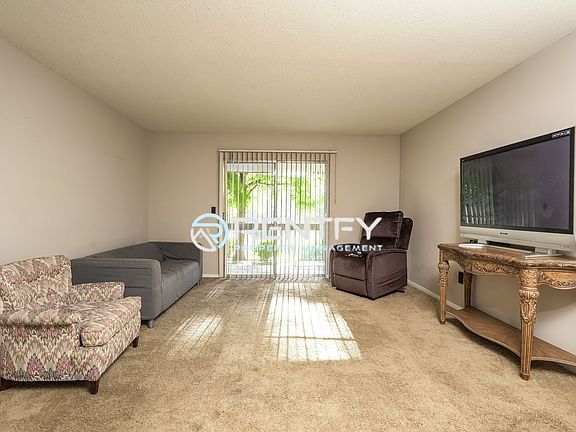 2nd image of 2260 Sunderland Rd APT 83W