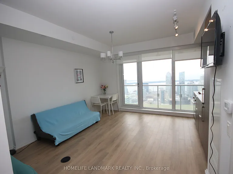 197 Yonge St #5508 — Photo 6