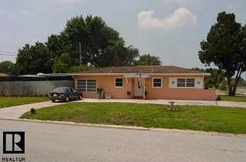 1st image of 1601 74th Ave N