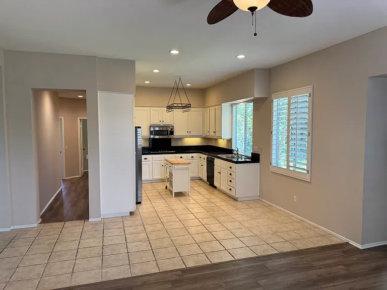 Carriage Ln — Photo 9