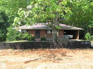 1344 Calvary Church Rd, Gainesville, GA 30507