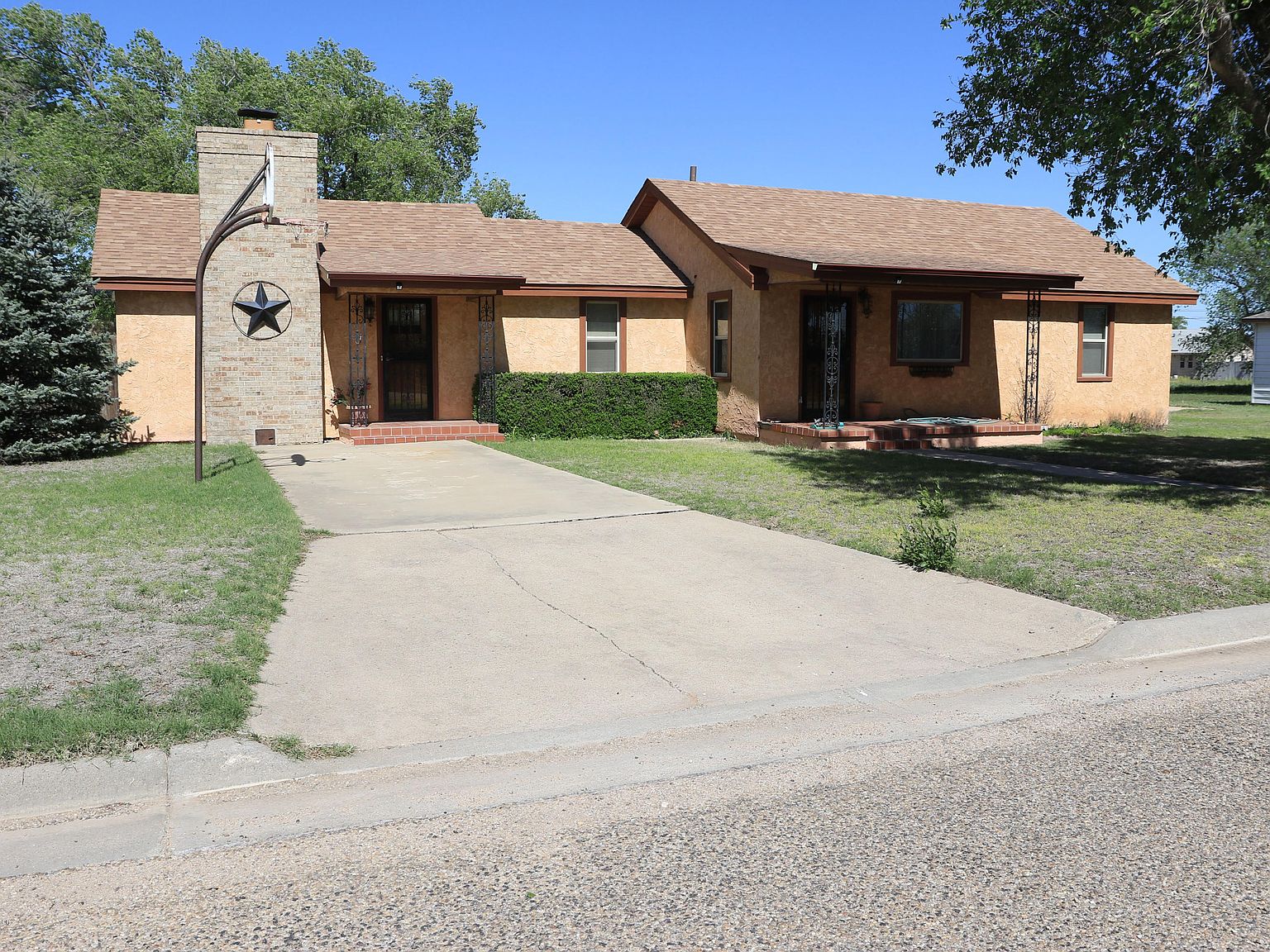 109 S Pearl St, Stratford, TX 79084 Zillow