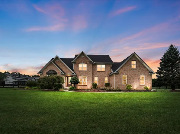 1005 Arabian Run Dr, Clarksville, OH 45113