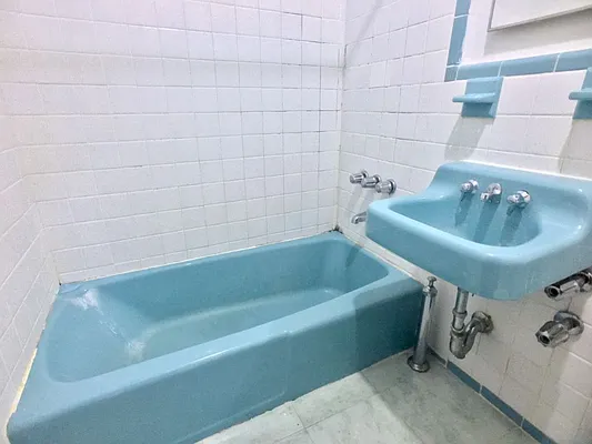 Rented by Sovereign Associates | media 25