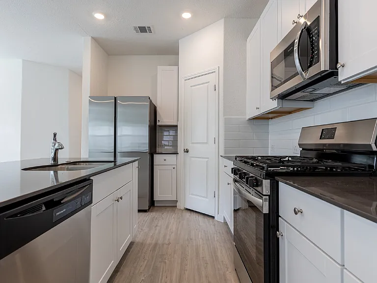 3572 Axis Hill St — Photo 17