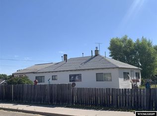 219 West St, Mountain View, WY 82939