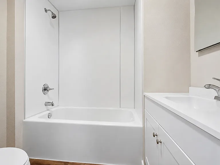 1525 E Cairo St — Photo 12