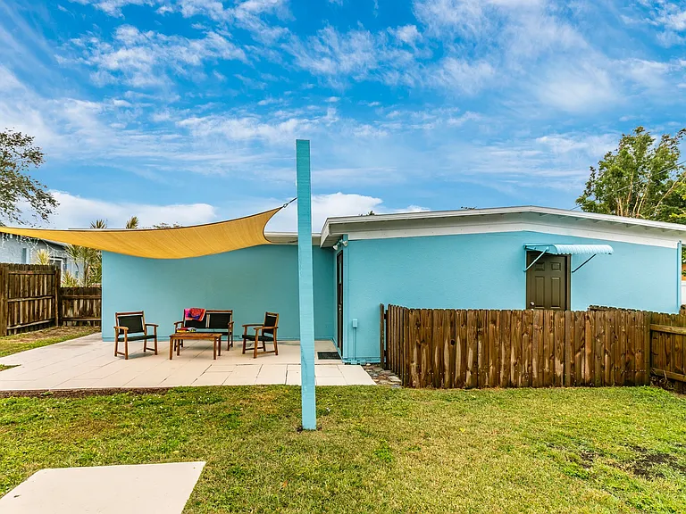 1502 Chandler Ave — Photo 32
