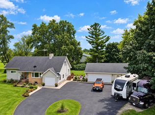 17211 Winfield Rd, Bristol, WI 53104