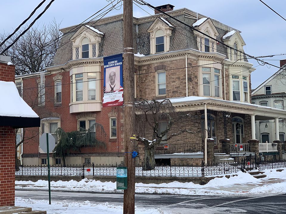 1st image of 158 S 3rd St