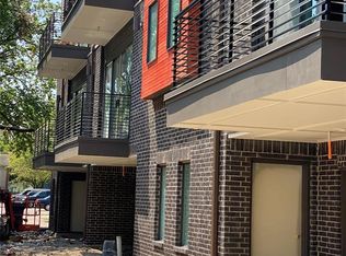 708 W 9th St, Dallas, TX 75208