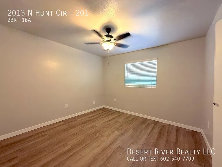 2013 N Hunt Cir #201 — Photo 8
