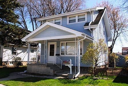 1st image of 711 Marshall Ave